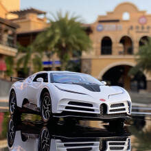 (Bianco) 1:32 Bugatti Centodieci Con Fibre Lega Modello di Auto Sportiva in Metallo Pressofuso Modello