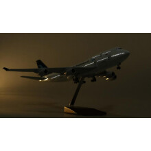 (z podstawą i oświetleniem) 47CM Model samolotu w skali 1/150 Zabawki 747 B747 Garuda Indonesia Model