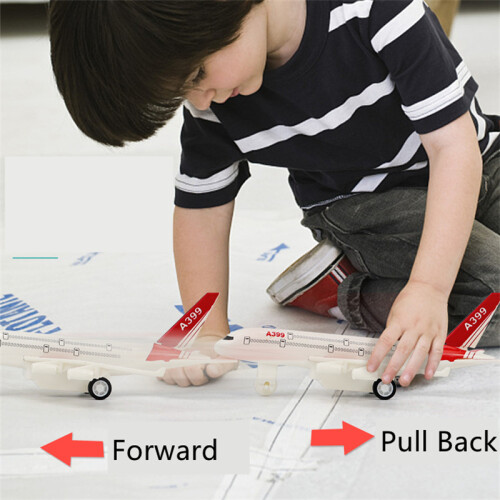 (Slumpmässig 1st)Pull Back Plane Leksaker 4ST/Set Slumpmässig simulering Flygplansdockor Barn Flygplan 2