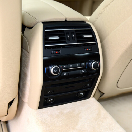 (Δεξιά)Εσωτερικό αυτοκινήτου για BMW Σειρά 7 F01 F02 730 735 740 Κονσόλα 1