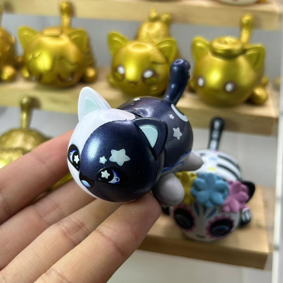 (One Size, Moon Cat) Aphmau Mystery MeeMeows Surprise Vinyl Figurine