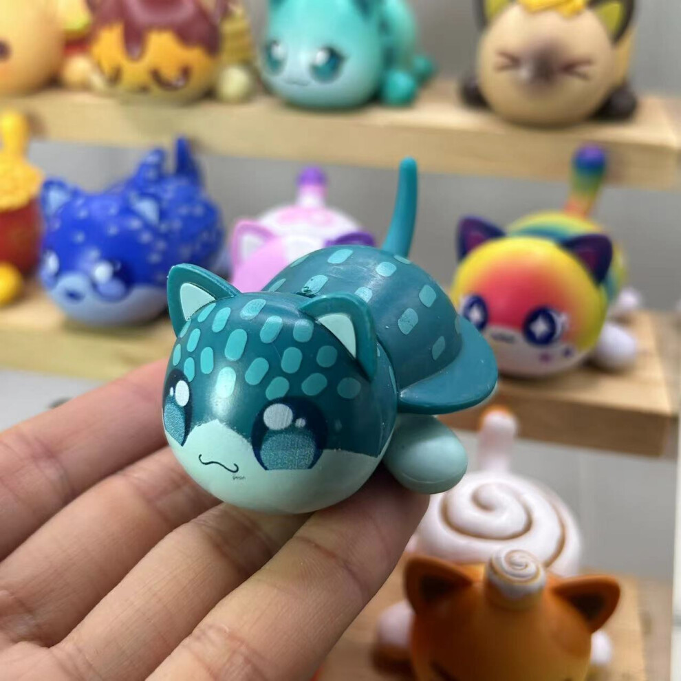 (One Size, Stingray Cat) Aphmau Mystery MeeMeows Surprise Vinyl Figurine