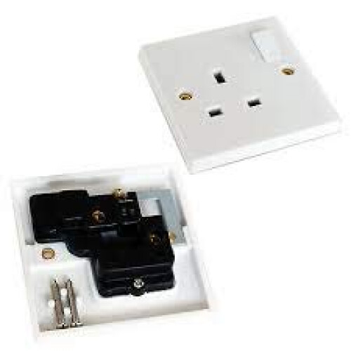 Single Switched Socket Wall 1 Gang Plug Electric 13 Amp White BS1363 Conforms 2