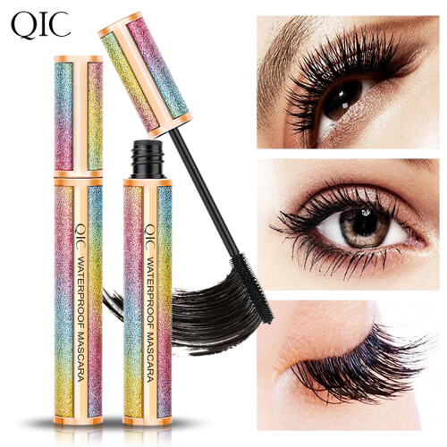 Qic Waterproof Mascara in Black 2