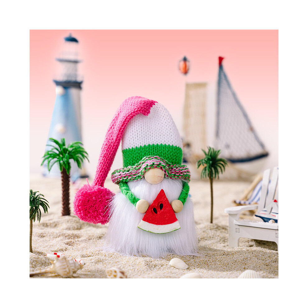 Poupée gnome enchanteresse sur le thème de la pastèque parfaite pour déco célébrations estivales et