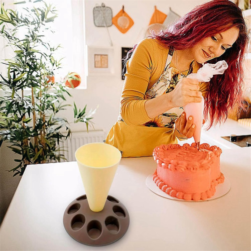 E-Spritzbeutelständer mit 8 Schlitzdüsen für Kuchendekorationsset 2