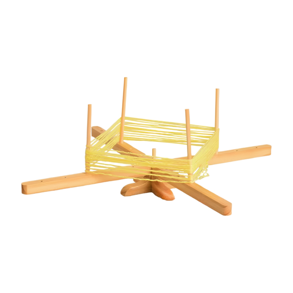 Supporto In Legno Per L'avvolgimento Del Filato Di Lana Fatto A Mano In Legno Per Uso Domestico