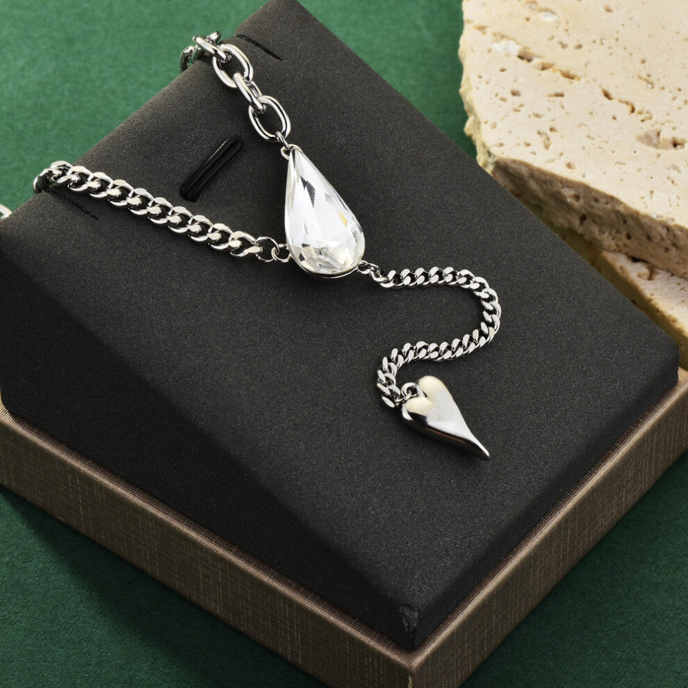 Collier tendance goutte d'eau cristal superposé pour femme parfait pour décontracté ou à porter formel