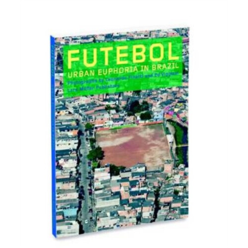 Futebol by Ed Viggiani Hardcover Book