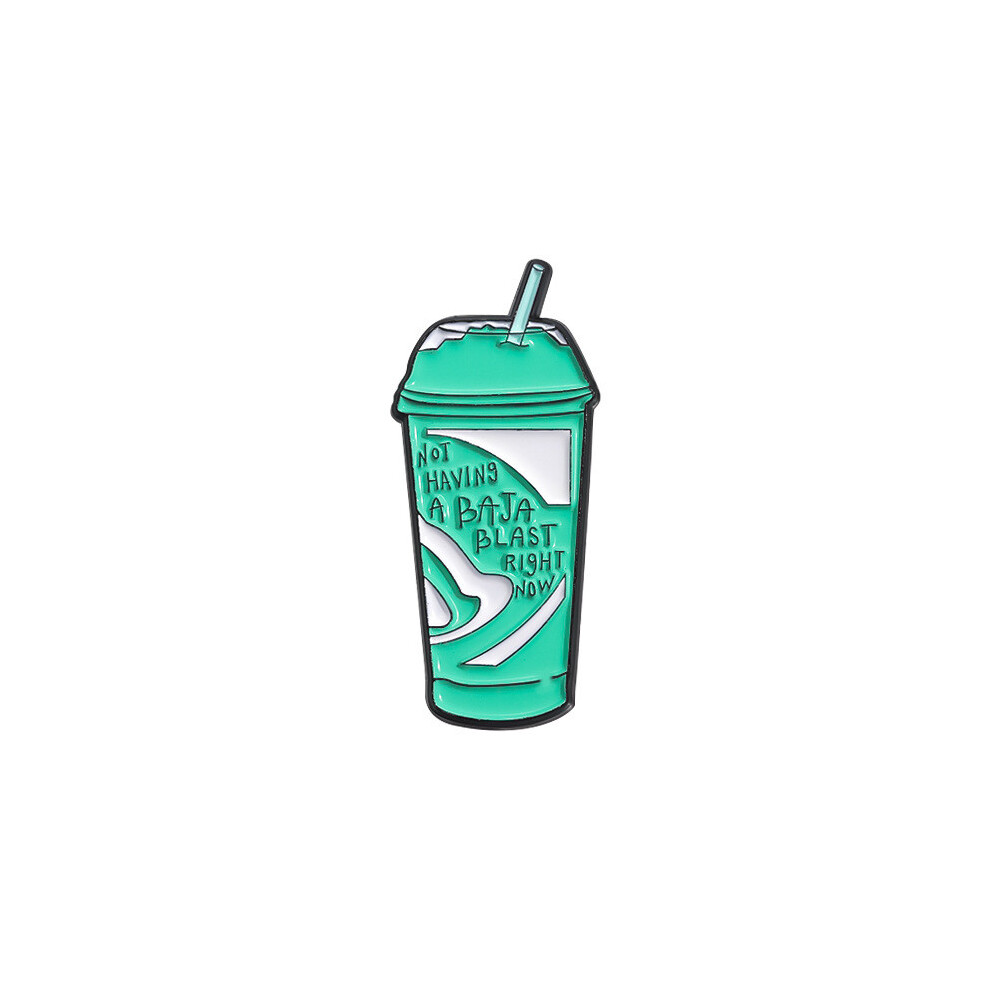 Boîte à boissons verte accrocheuse design broche émaillée dessin animé distinctif lettre badge vêtements pour