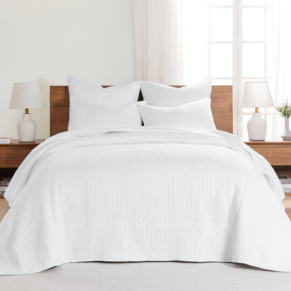 Levtex Home - Ensemble de couvre-lit blanc    clatant au point de croix - Couvre-lit matelass    Queen et deux taies d'oreiller standard - Motif au p