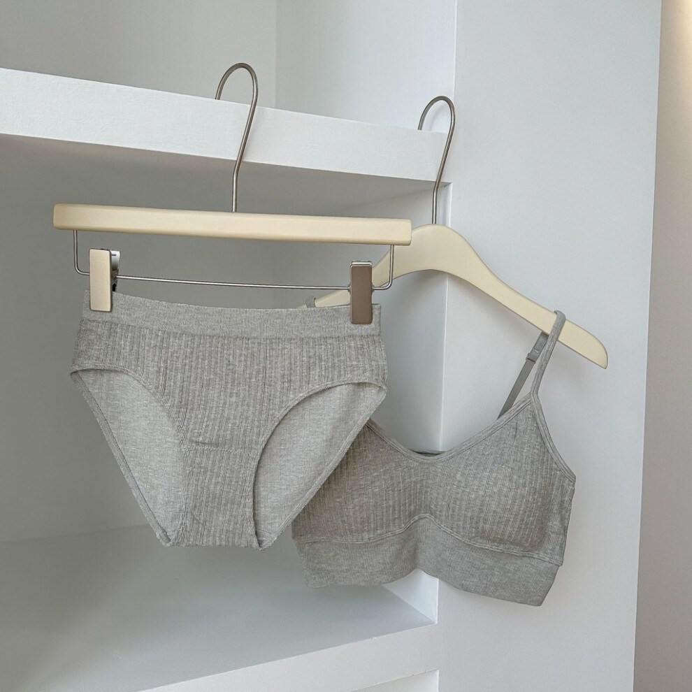 (Gray )Culotte string confortable sans couture coupe haute pour femme dans des couleurs élégantes et tissu respirant