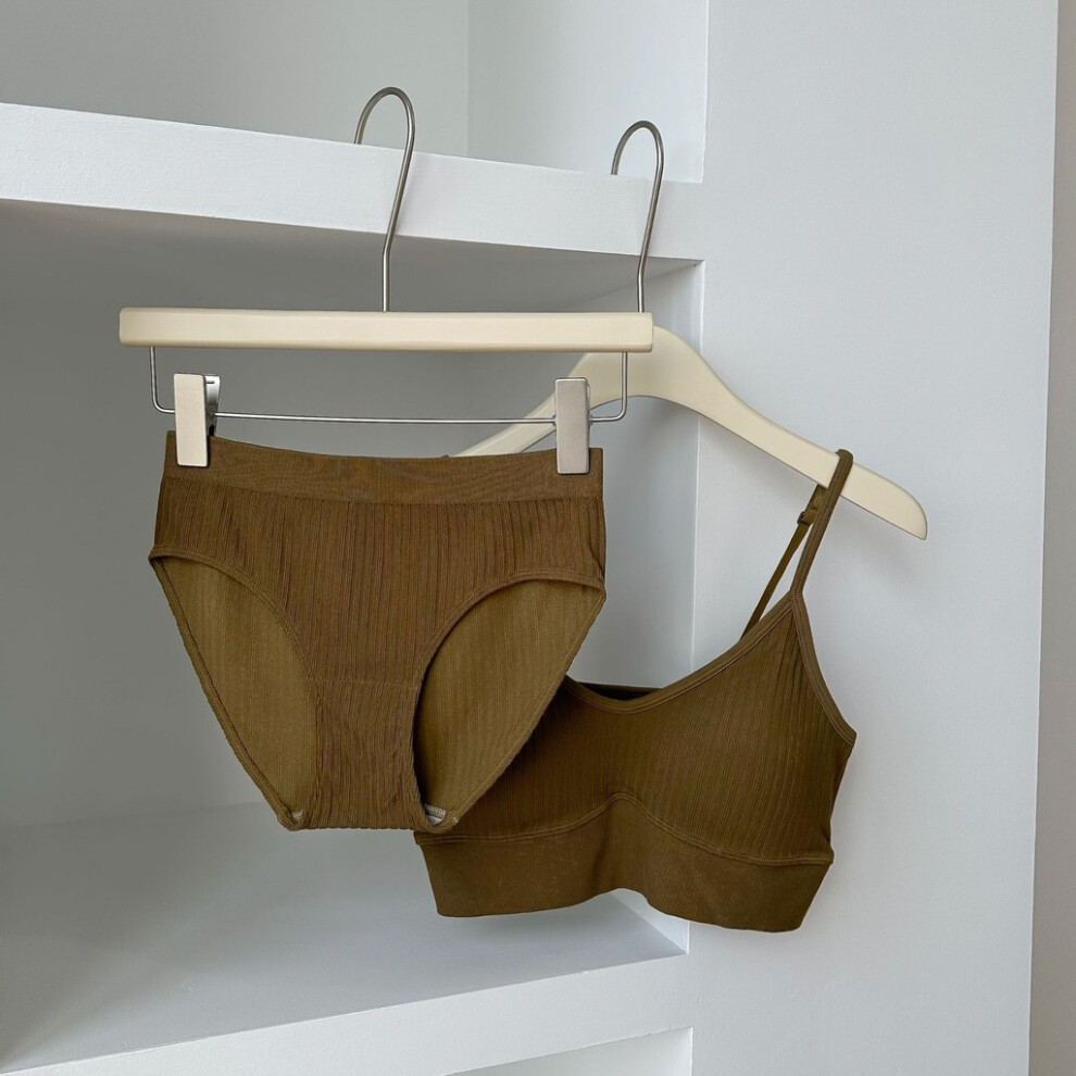 (Mustard Briefs)Culotte string confortable sans couture coupe haute pour femme dans des couleurs élégantes et tissu respirant