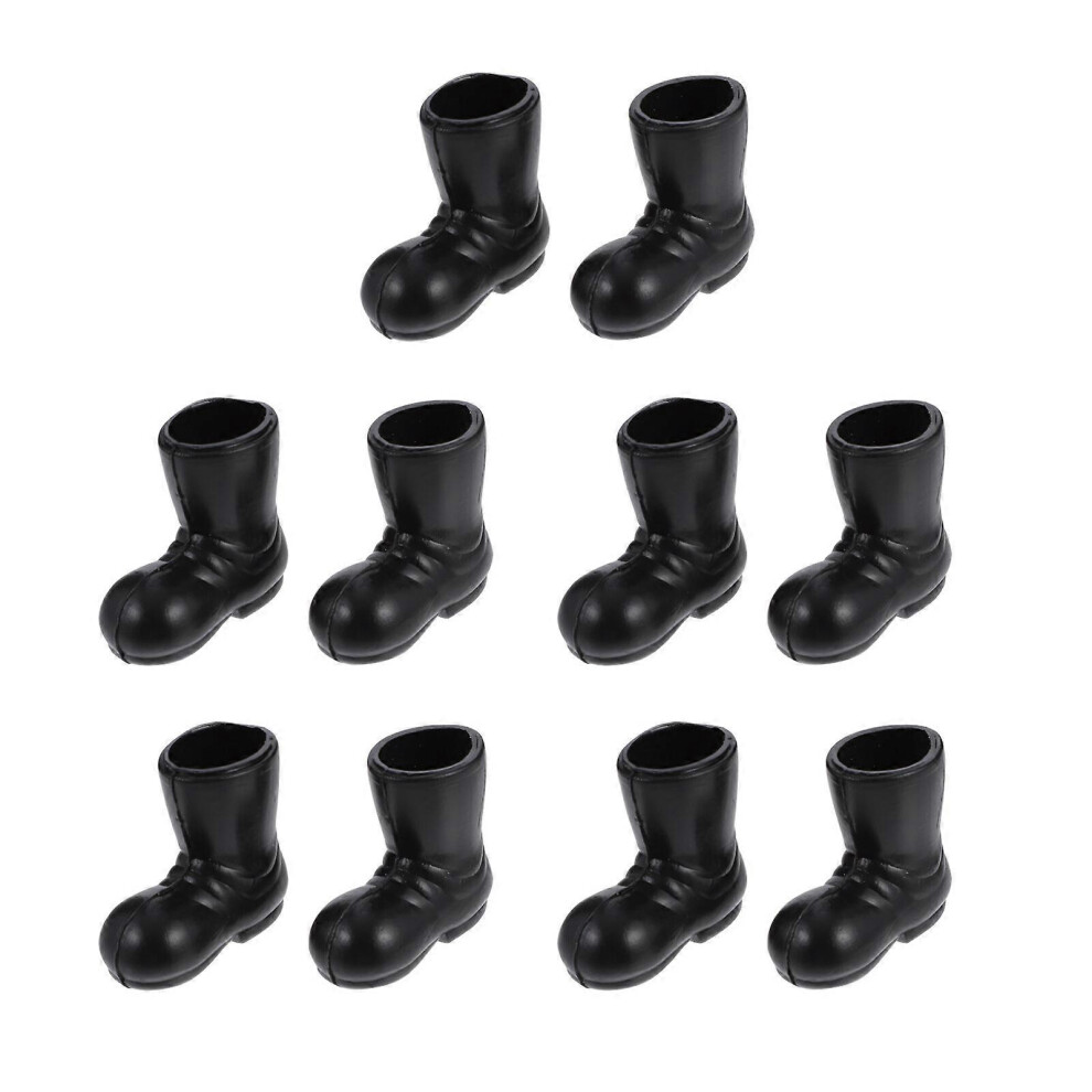 Kricely (As Show, One Size) 5 Pairs Of Mini Christmas Shoes Models Santa Claus Shoes Models Mini House Decor