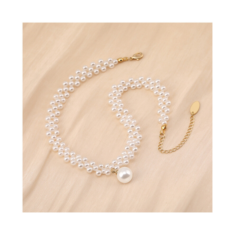 Collier ras du cou chic et tendance en perles pour femmes avec design exclusif parfait pour un usage décontracté et formel