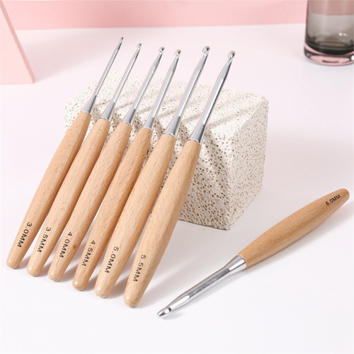 Handle Crochet Hooks, Big Crochet Needles for Crocheting 2