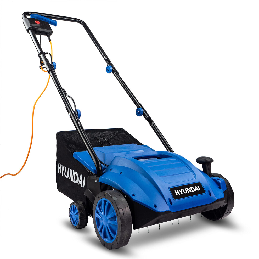 Hyundai Electric Lawn Scarifier/Aerator/Lawn Rake, 1500w, 32cm Working Width, 4 Adjustable Scarifying Heights, Foldable Handles, Compact and