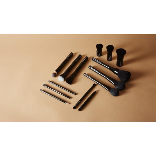Mii Cosmetics - Precise Mineral Kabuki Brush 2