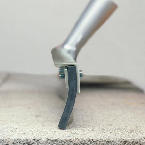 Unger Curved Floor Squeegee 1