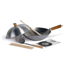 Ken Hom Carbon Steel Wok Set, 31cm, Classic, Non-Induction/Natural Patina Non-Stick/Wooden Handle, Includes Wok Pan with Lid, Wok Utensils and Recipe