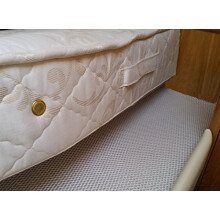 DRY-Mat underlay 1-step solution to prevent moisture & condensation build up under mattresses, divan beds, bunk beds and cot beds, keeps mattresses