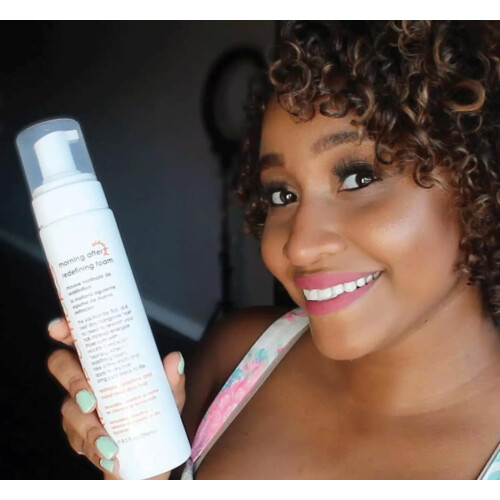 Schiuma per capelli ridefinitrice Morning After di Mixed Chicks 8 fl.oz. / 236 ml 2