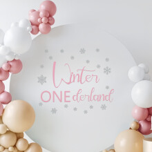 CIEQR Winter Onederland 1. szletsnapi matrica hpehely tmj elso szletsnapi dekorcis matrick Kis hpehelynk egy vforduls dekorcival k