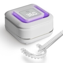 Ultrasone houderreiniger met 2 digitale timers UV-tandreinigingspod met kijkpoort 180 ml draagbare kunstgebitreiniger voor mondbeschermers Nachtwacht