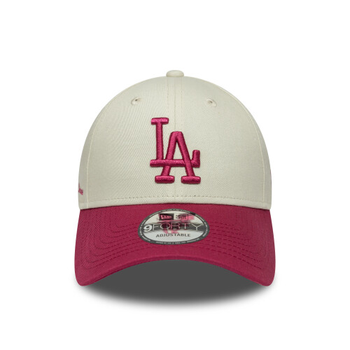 New Era LA Dodgers MLB Side Script Cream 9FORTY Adjustable Cap 1