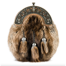 (No Chain Required) Norwood Brown Musquash Sporran Antique Brass Thistle Cantle - Optional Chain