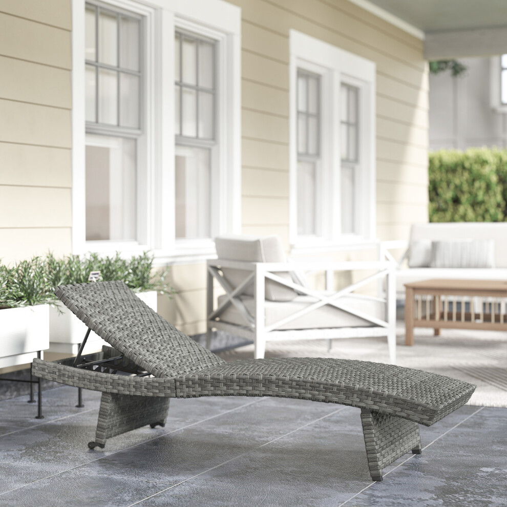 Outsunny Pe Rattan Sun Lounger With 4-Level Adjustable Backrest, Mixed- Grey
