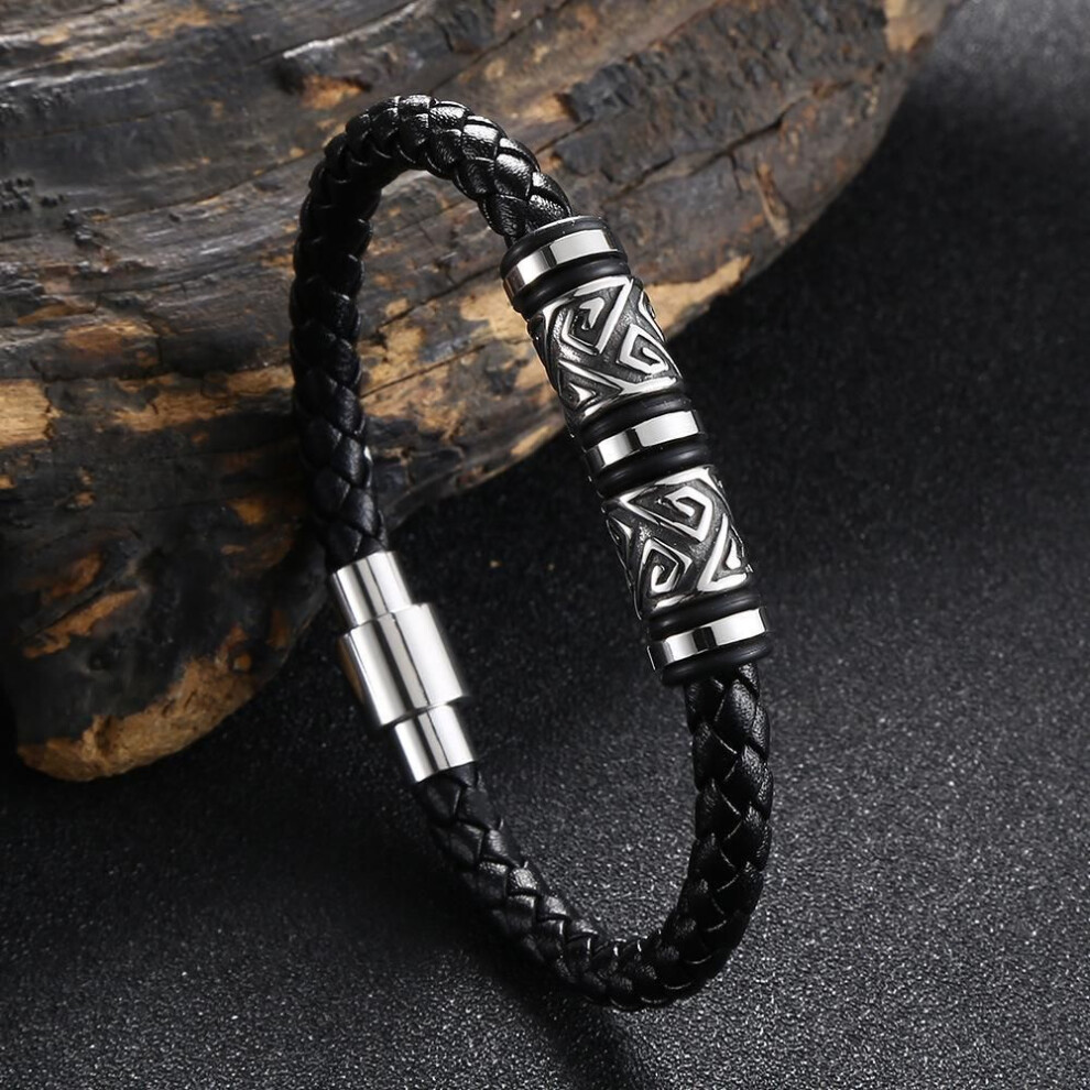 (black, Inner Perimeter205mm) Viking Bracelet Men Leather Bracelet Compass Wristband Norse Runes Amulet Mythology Jewelry Gifts