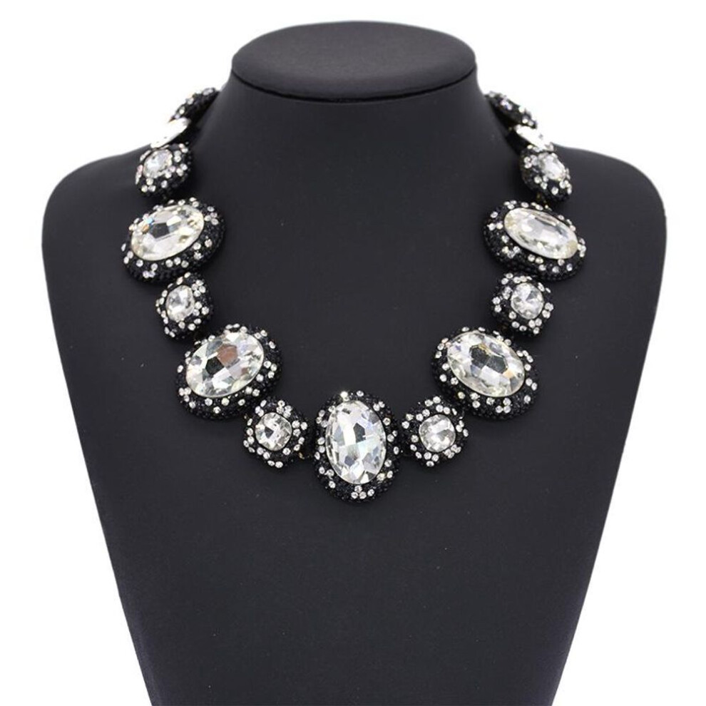 (white) Necklace Luxury Crystal Exaggerated Clavicle Chain Jewelry Necklace