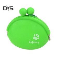 (green) Silicone Dog Treat Pouch Puppy Snack Bag Fanny Pack with Clip Portable Dog Food Carrier Holder for Outdoor Training