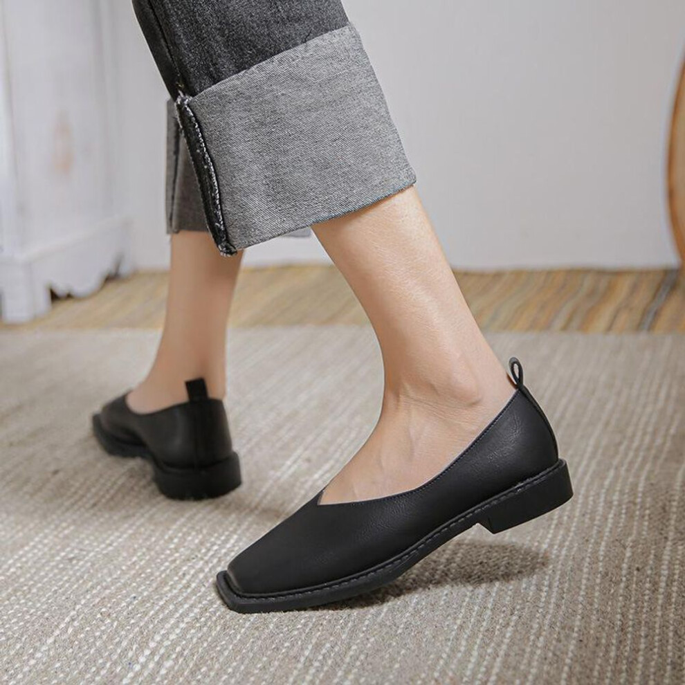 (black, 41) New Women's French Retro Leather Loafers: Low Heel, Large Size, Classic Design Flat Shoes.