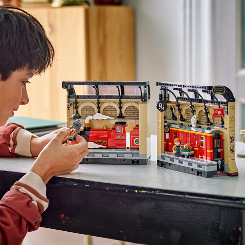 LEGO LEGO Harry Potter 76450 - Bogkrog: Hogwarts-ekspressen 1