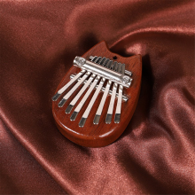 Mini Kalimba 8-toetsen prachtige vinger-duimpiano, cadeau voor beginnende muziekliefhebbers en spelers, schattige pentagramhanger