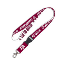 n rka na krk NCAA Texas A&M Aggies s odn matelnou prackou