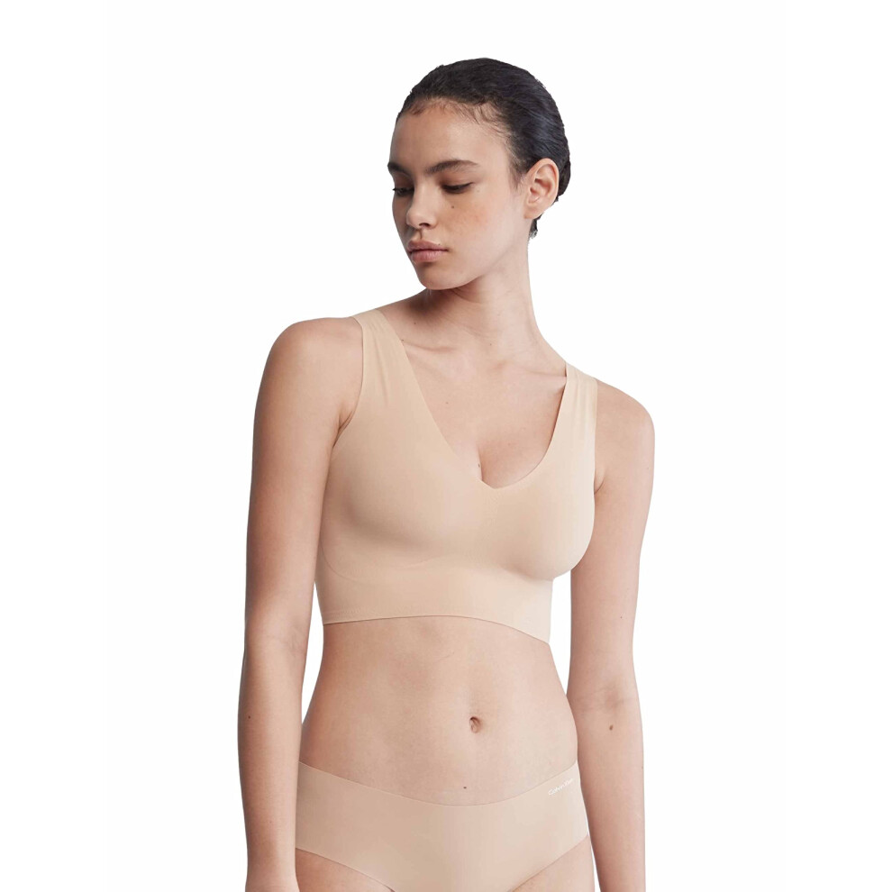 Calvin Klein Women's Invisibles Comfort Seamless Lightly Lined V Neck Bralette Bra  Bare  Small