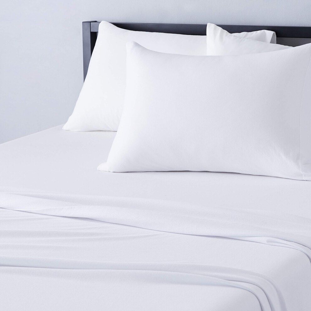 Amazon Basics 3 Piece Bed Sheet Set  100% Cotton Jersey  Includes Super Soft  Flat and Fitted Sheets  Pillowcase  Twin  White  Solid