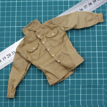 Collezione di magliette da soldato maschio color cachi dell'esercito americano della seconda guerra