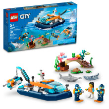 LEGO City Explorer Diving Boat 60377 Giocattolo da costruzione oceanico Include un mini-sottomarino con ambientazione di barriera corallina, 3 mi