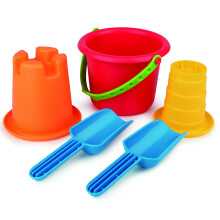 Hape Sand Toys 5-in-1 Beach Set Toys Multicolor L: 8.1 W: 9.8 H: 7.5 inch