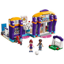 LEGO Friends Heartlake Sports Center 41312 Toy para crian   as de 6 a 12 anos