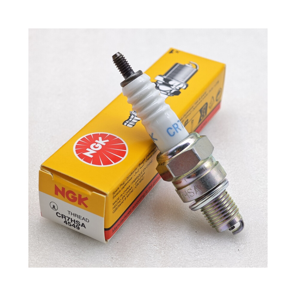 (1pcs CR7HSA)1pcs CR7HSA 4549 NGK Spark Plug