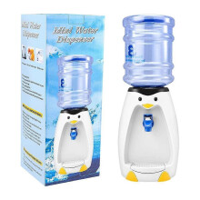 Neuer 2,5-Liter-Mini-Wasserspender mit niedlichem Pinguin-Motiv, inklusive Wassereimer und 8 Trinkgläsern