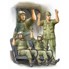 Tru00417 – Trumpeter 1:35 – US Army Boei Ng Ch-47d Chinook Crew Vietnam