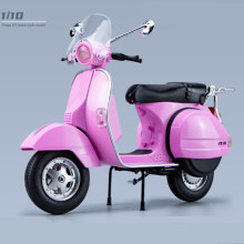 (Roze schuimdoos) 1/10 Vespa 125 legering vrijetijdsmotorfietsmodellen, metaal