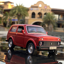(Rouge) 1:32 LADA NIVA Voiture classique moulée sous pression et véhicules jouets Collection de modèles