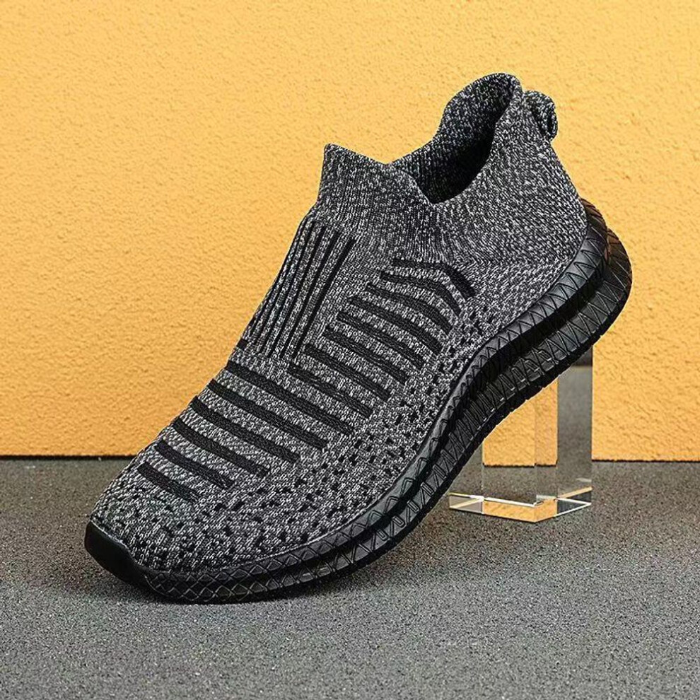 (gray, 42) Men's New Style Breathable Mesh Running Shoes - Soft Sole, Flying Woven Surface, Casual and Comfortable.